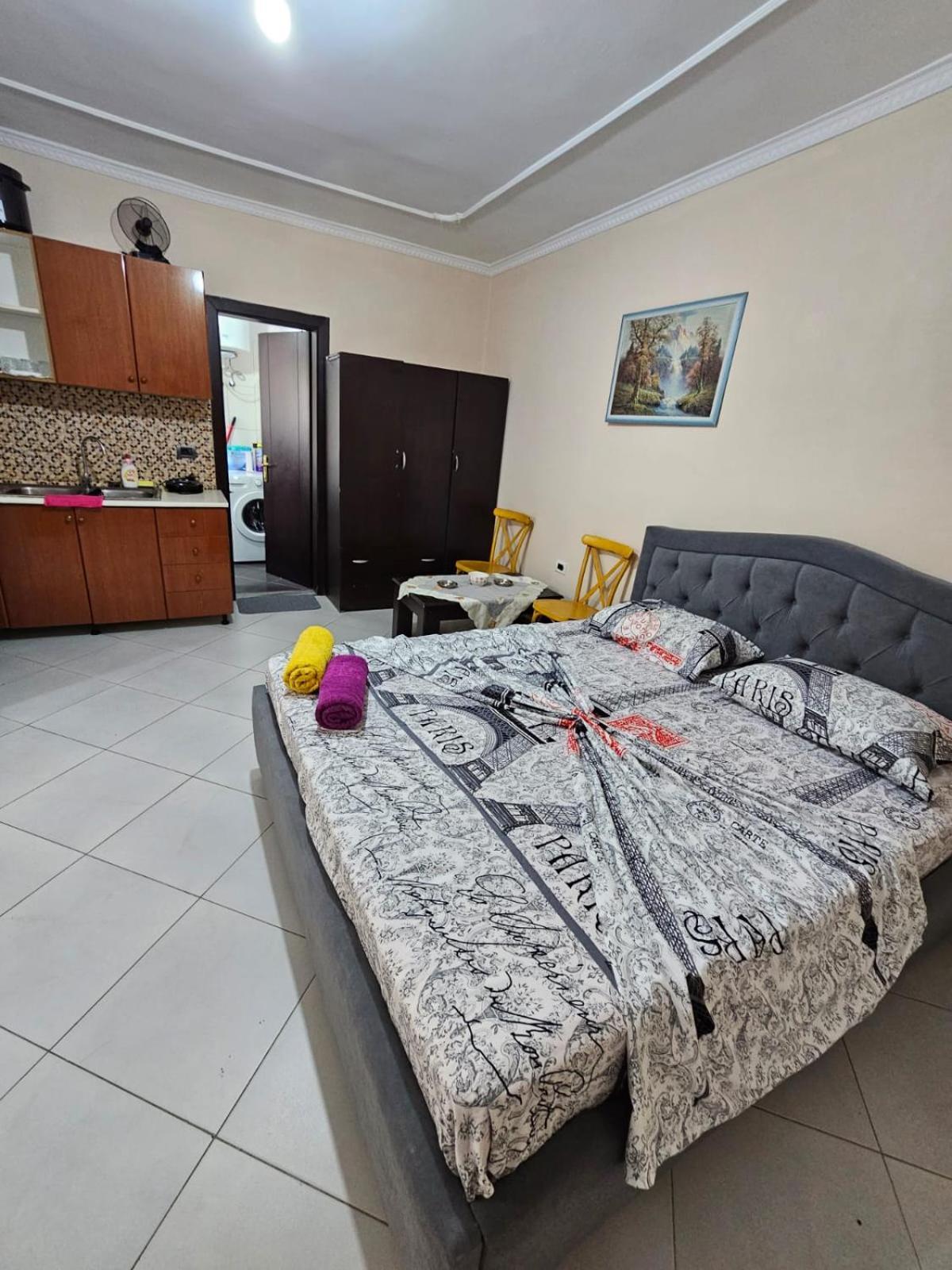 Elezi Centre 2 * Tirana